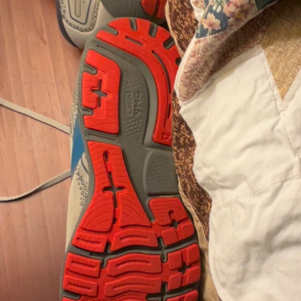 Brooks Men's Gray and Blue Athletic Shoes - Picture 4 of 4